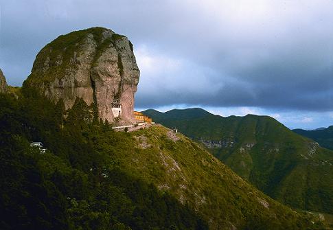 雁荡山羊角洞景区介绍